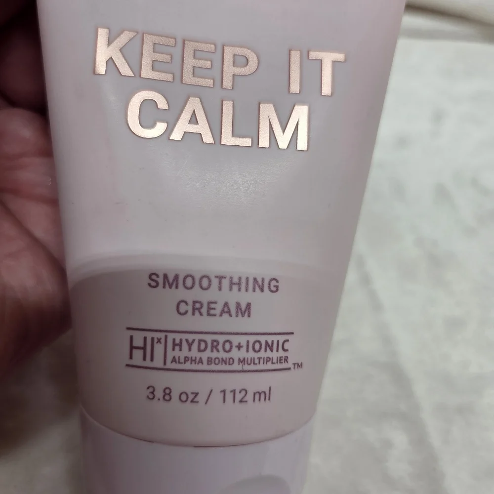 NWT Beachwaver Co. Keep It Calm Smoothing Cream - 3.8 fl oz
